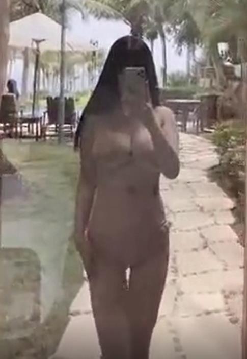 591-朱可儿-极品女神巨乳网红微密圈内部漏视频