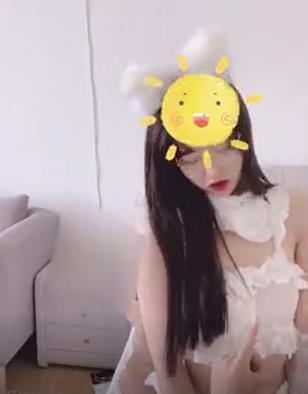 605-不见星空-女神周榜No.1白色喵咪女仆+粉色JK制服美少女[2V]