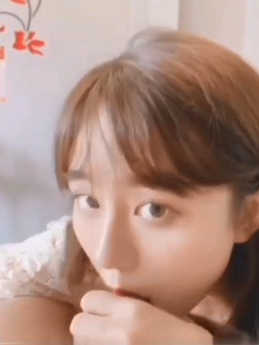 658-不见星空-91逆天颜值美女微信福利群大耻度视频[1V-471M]