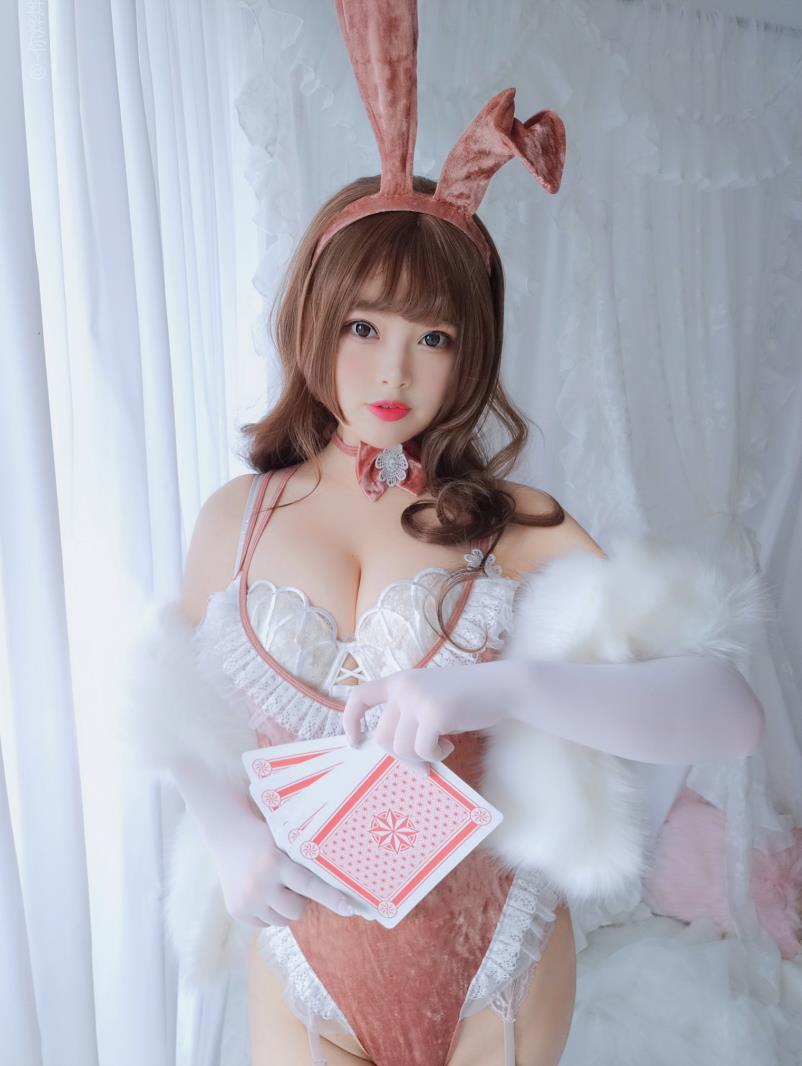 788-白烨-肉感十足的COSER妹子写真作品合集[35套 24GB]