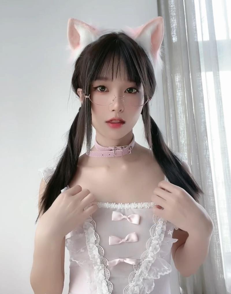 1526-PuddingNice-推特网红女神小姐姐布丁大法私拍素材 [19套-11.8GB]