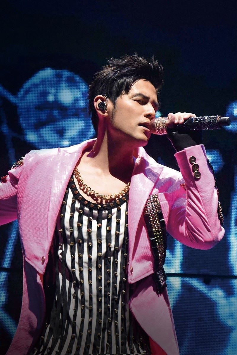 1769-周杰伦世界巡回演唱会[2004~2019][6期-86GB]