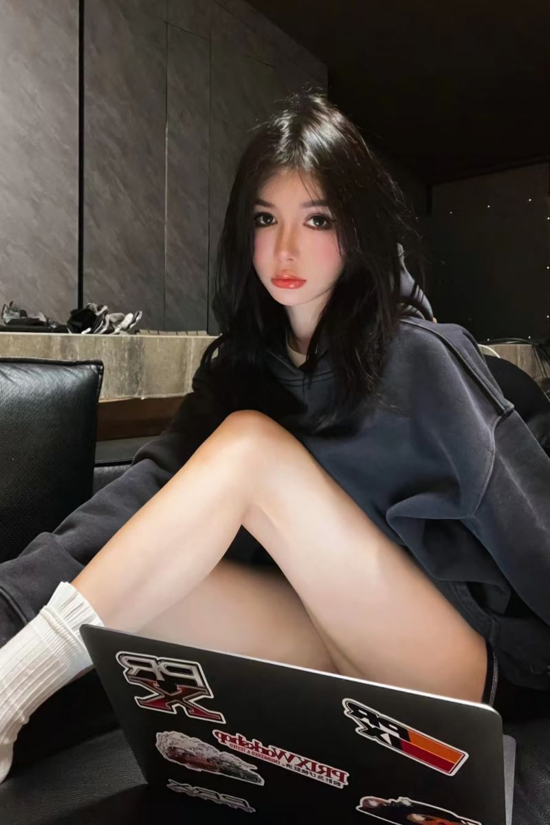 1956-媛媛酱SAYUKI-抖音百万粉丝博主微密圈视图合集[200P9V-2.2G]