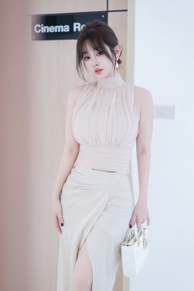 2048-XIUREN秀人网-高清写真壁纸合集[到NO.6800][550套-375.7GB]