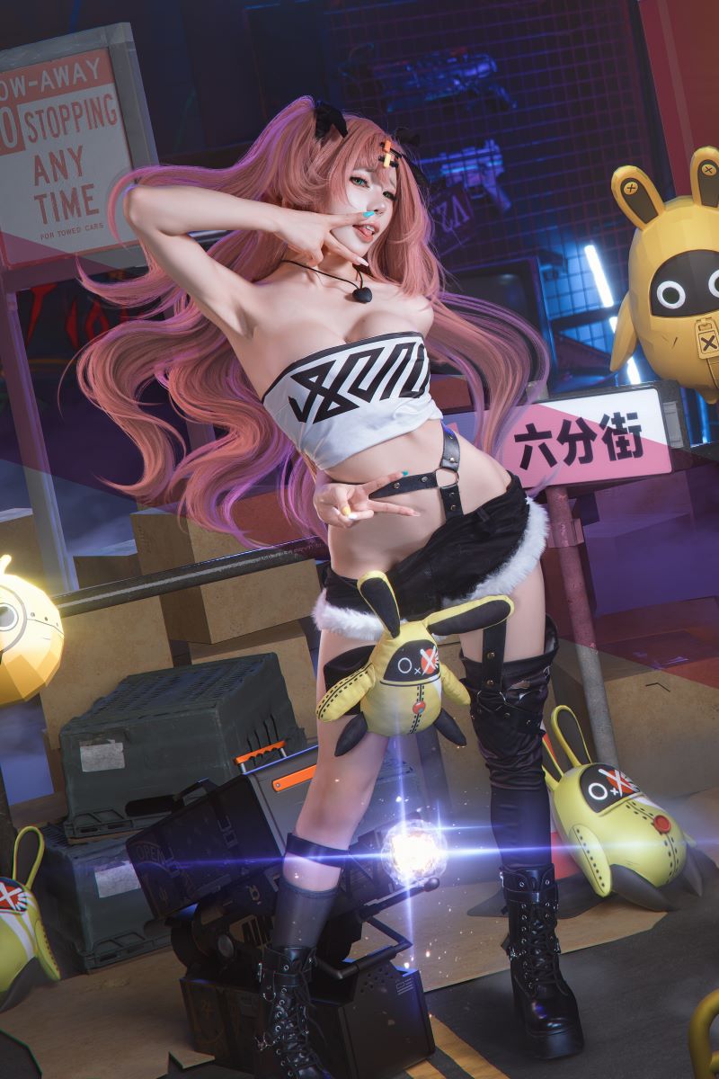 2314-Yiko湿润兔-24年9月订阅作品合集[6套-7.93GB]