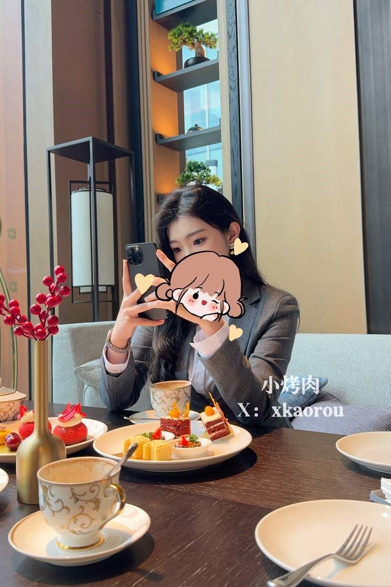 2678-kaoroubaba-推特绿帽人期小烤肉口活合集[109P38V-10G]