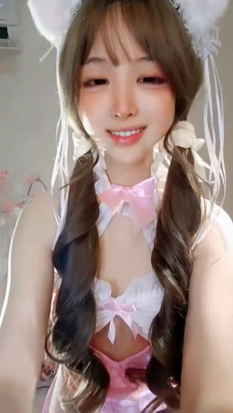 2780-懒羊羊大王-极限反差妹子古风热舞视频合集[43V-50G] - 全文