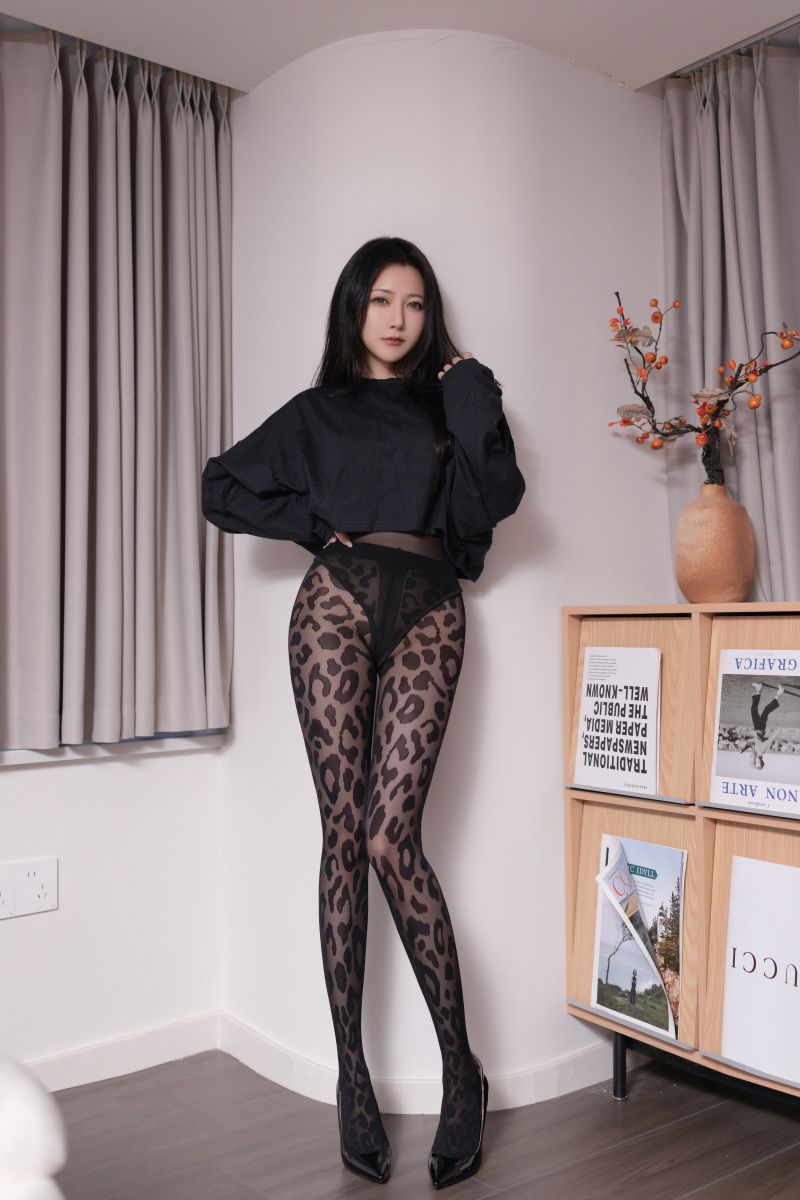 2513-鱼子酱Fish-秀人模特内购无水印合集[253套-365G] - 全文