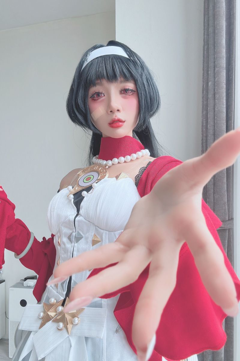 2958-PoppaChan-越南妹子COS壁纸素材合集[102套-56.6G]