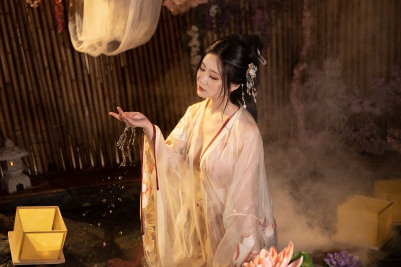 2806-年年Nnian-极品女神COS作品合集[171套-94.5G] - 第2页