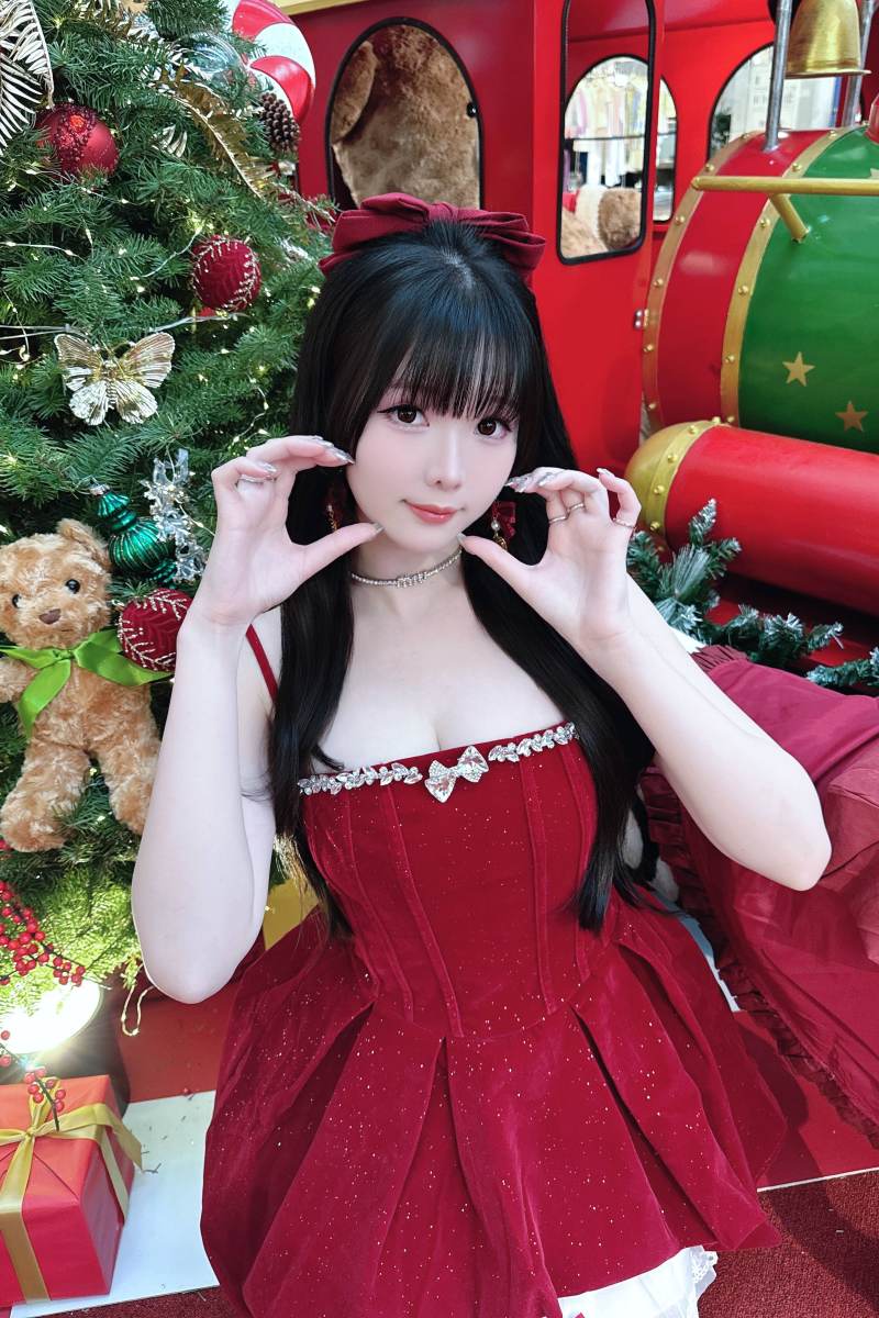 2812-霜月shimo-台湾甜美妹子COS新编版合集[167套-45G] - 第2页