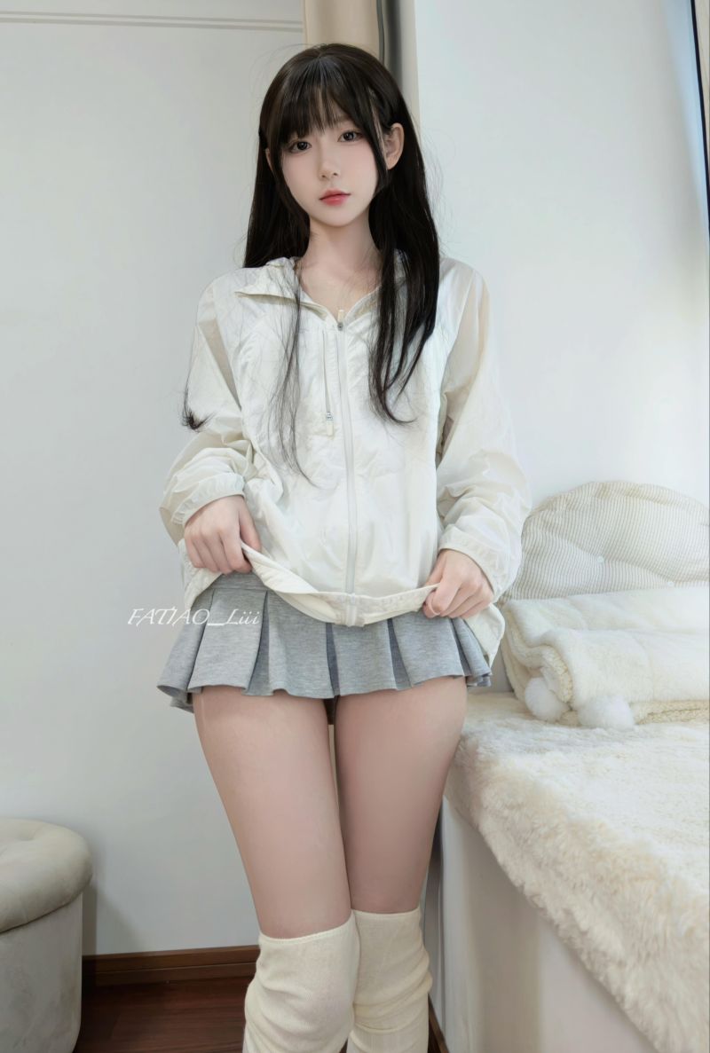 2833-迷之呆梨-清纯少女COS作品更新 [118~136] - 第2页